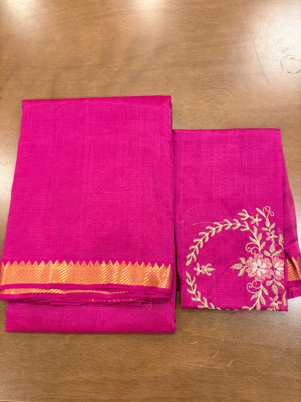 Magenta Mangalagiri Saree with Embroidery Blouse
