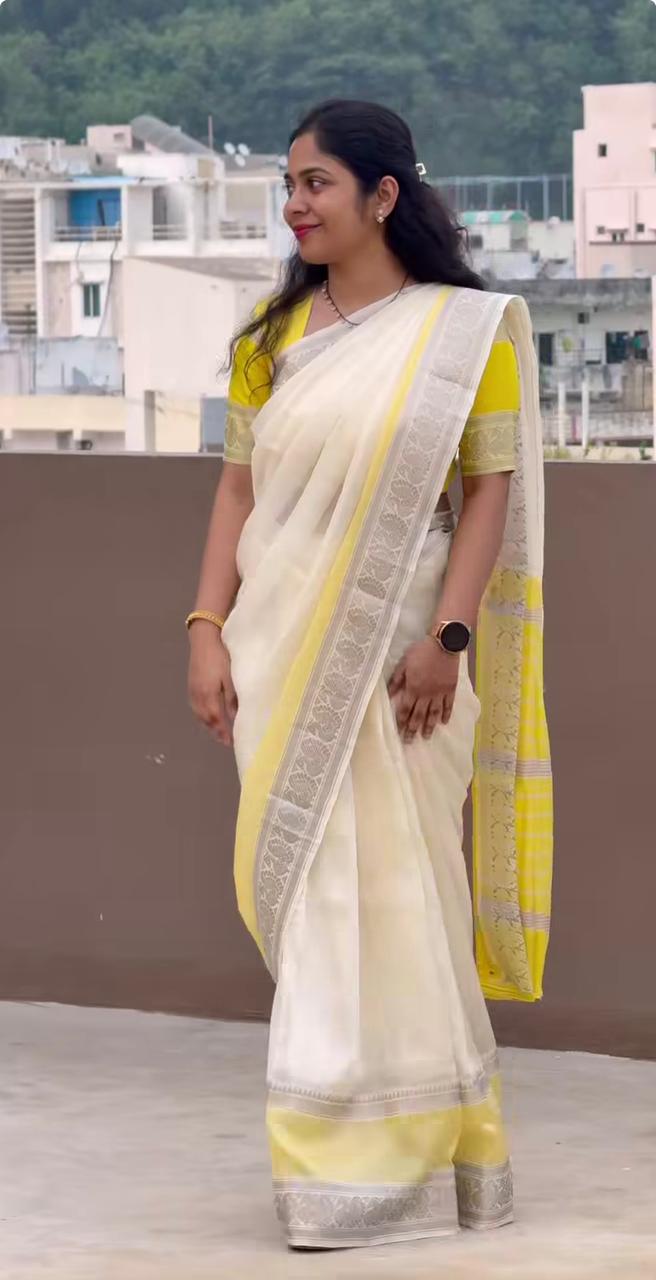 Pure Pattu Mangalagiri saree with yellow border